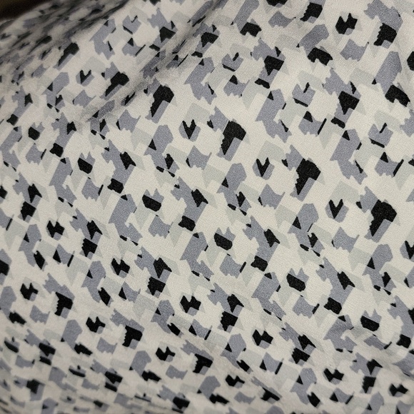 Gap fit size small super soft tank top black, gray, & white - Picture 4 of 5